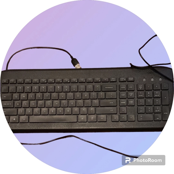 Wired Keyboard and Speaker set - Picture 2 of 7